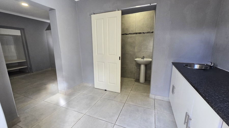 4 Bedroom Property for Sale in Wilgehof Free State